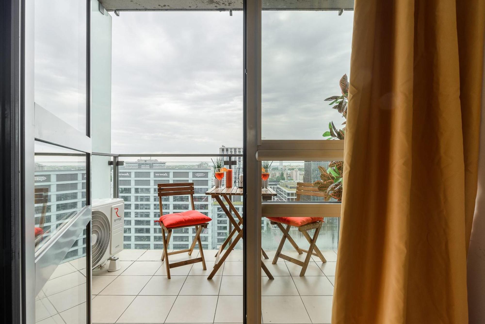 Lumina Apart With Balcony Platinum Tower Varsovie Extérieur photo